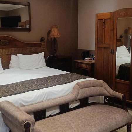 Kareespruit Game Ranch & Guest House Zeerust Esterno foto