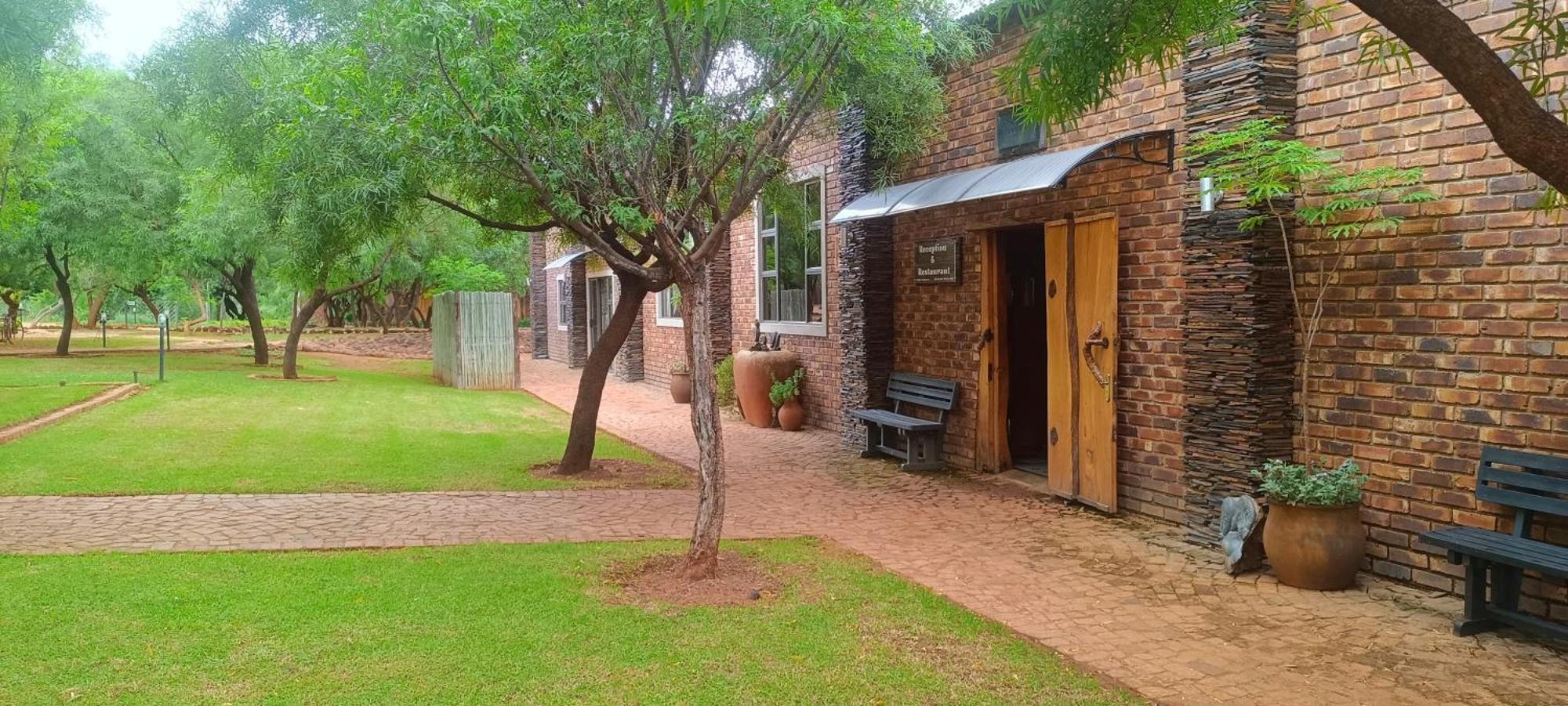 Kareespruit Game Ranch & Guest House Zeerust Esterno foto
