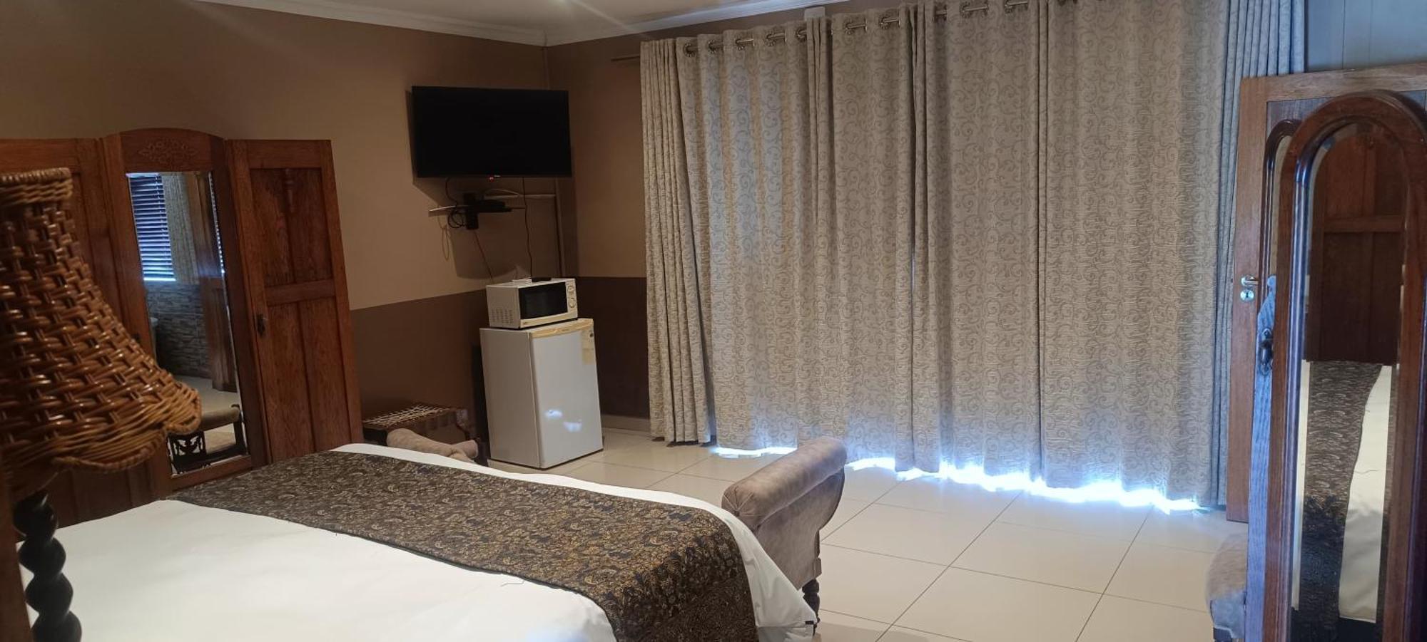 Kareespruit Game Ranch & Guest House Zeerust Esterno foto