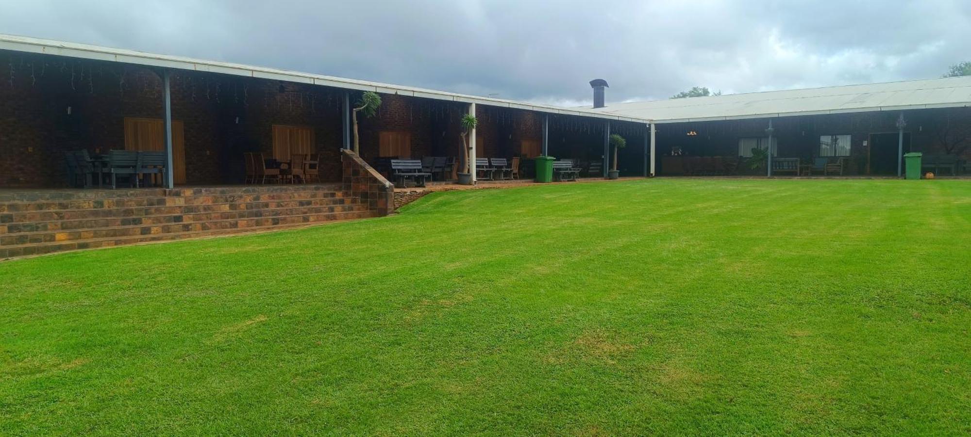 Kareespruit Game Ranch & Guest House Zeerust Esterno foto