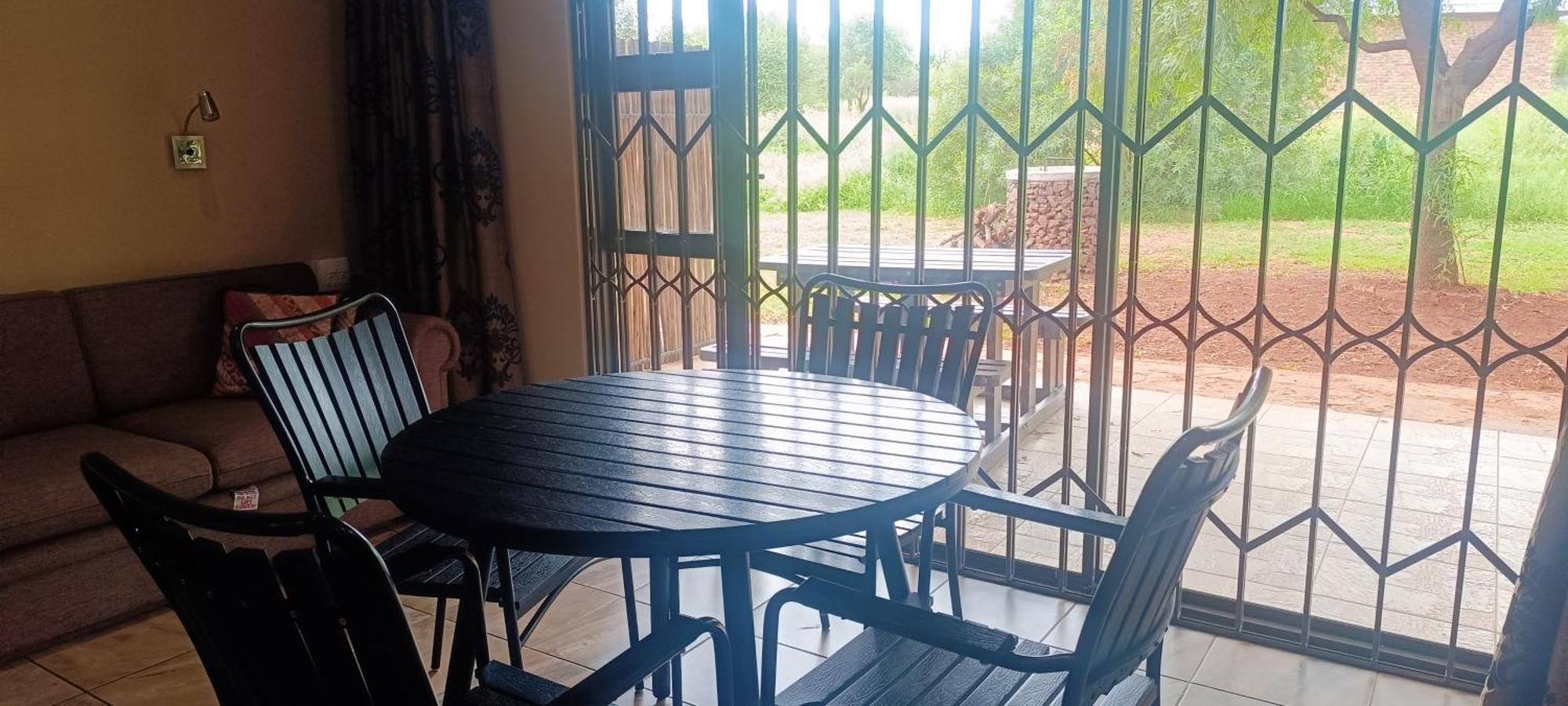 Kareespruit Game Ranch & Guest House Zeerust Esterno foto