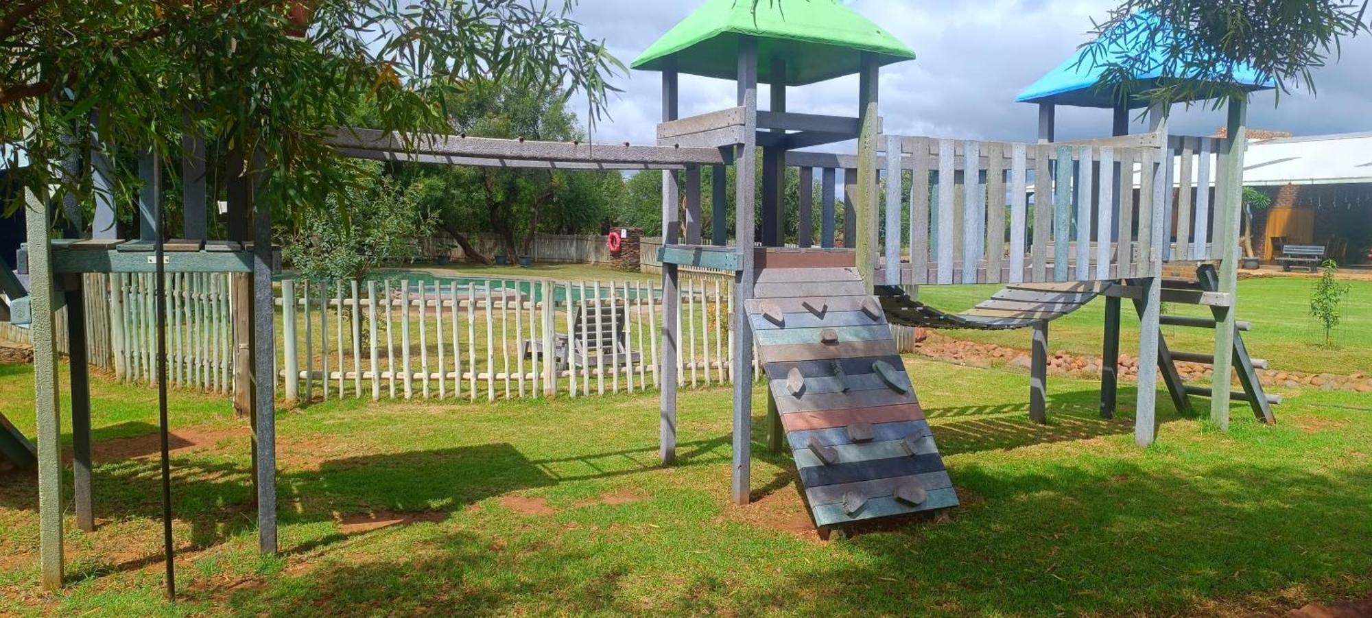 Kareespruit Game Ranch & Guest House Zeerust Esterno foto
